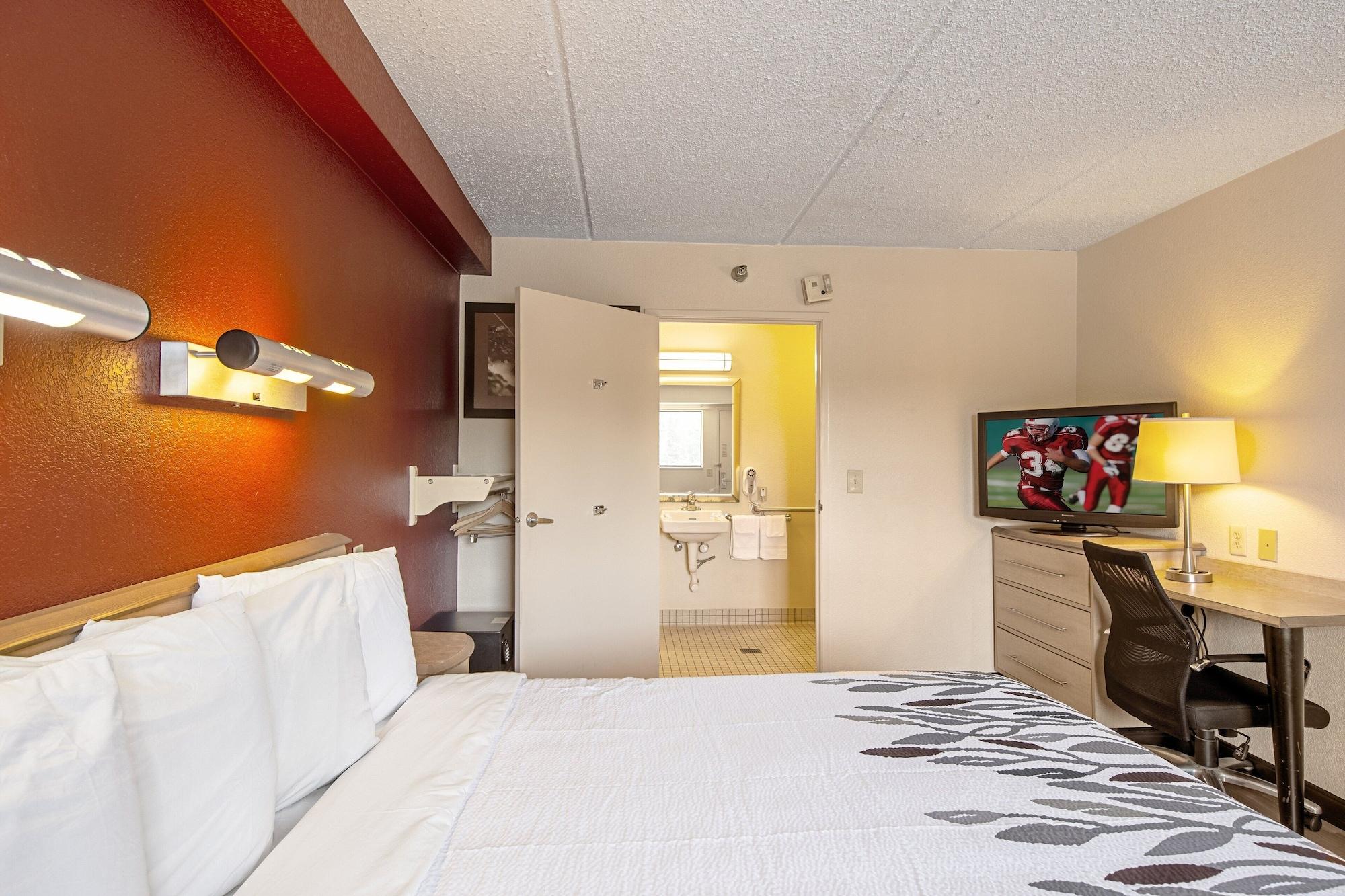 Red Roof Inn Pittsburgh North Cranberry Township Esterno foto